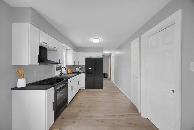 $219,900 | 97 West 29th Street, Chicago Heights, IL 60411