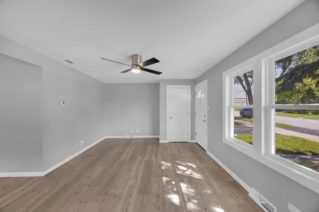 $219,900 | 97 West 29th Street, Chicago Heights, IL 60411