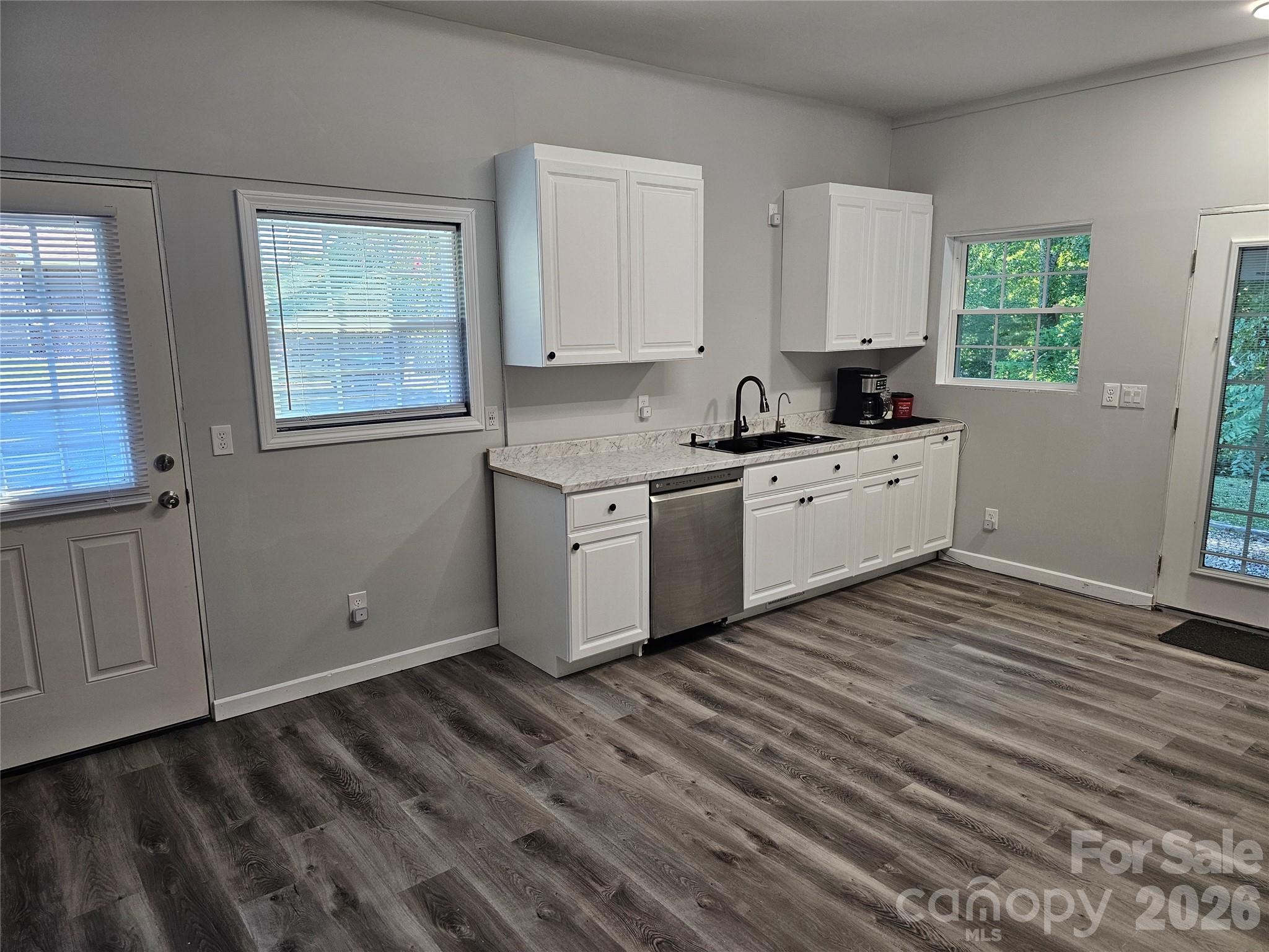 669 Old Lowgap Road Mount Airy, NC 27030 - Photo 5 of 41 Gallery Image 5
