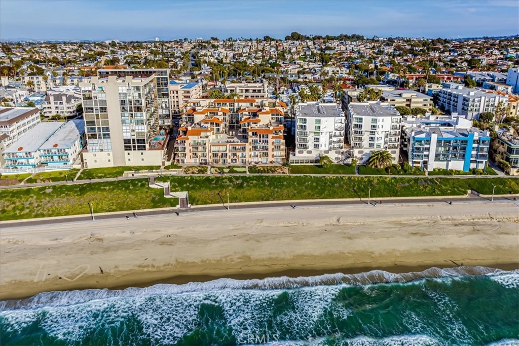 555 Esplanade, Unit 518 Redondo Beach, CA 90277 - Photo 48 of 73 a view of a city