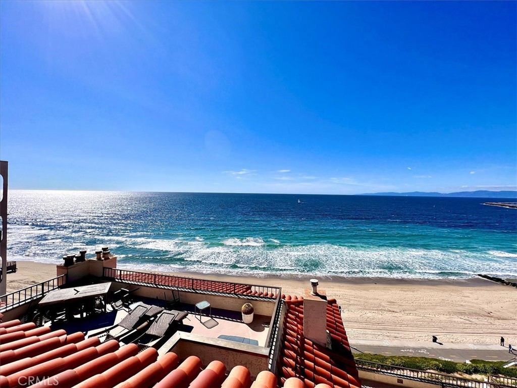 555 Esplanade, Unit 518 Redondo Beach, CA 90277 - Photo 60 of 73 a view of an ocean from a balcony