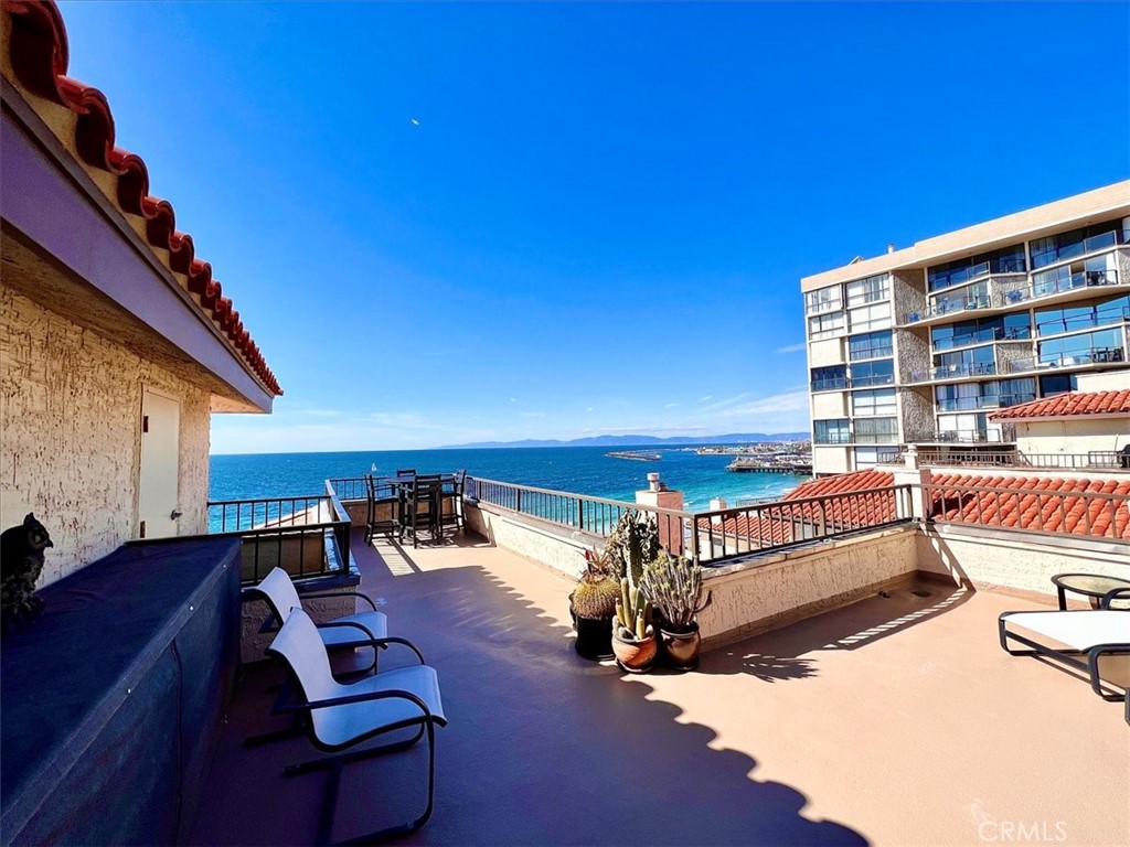 555 Esplanade, Unit 518 Redondo Beach, CA 90277 - Photo 6 of 73