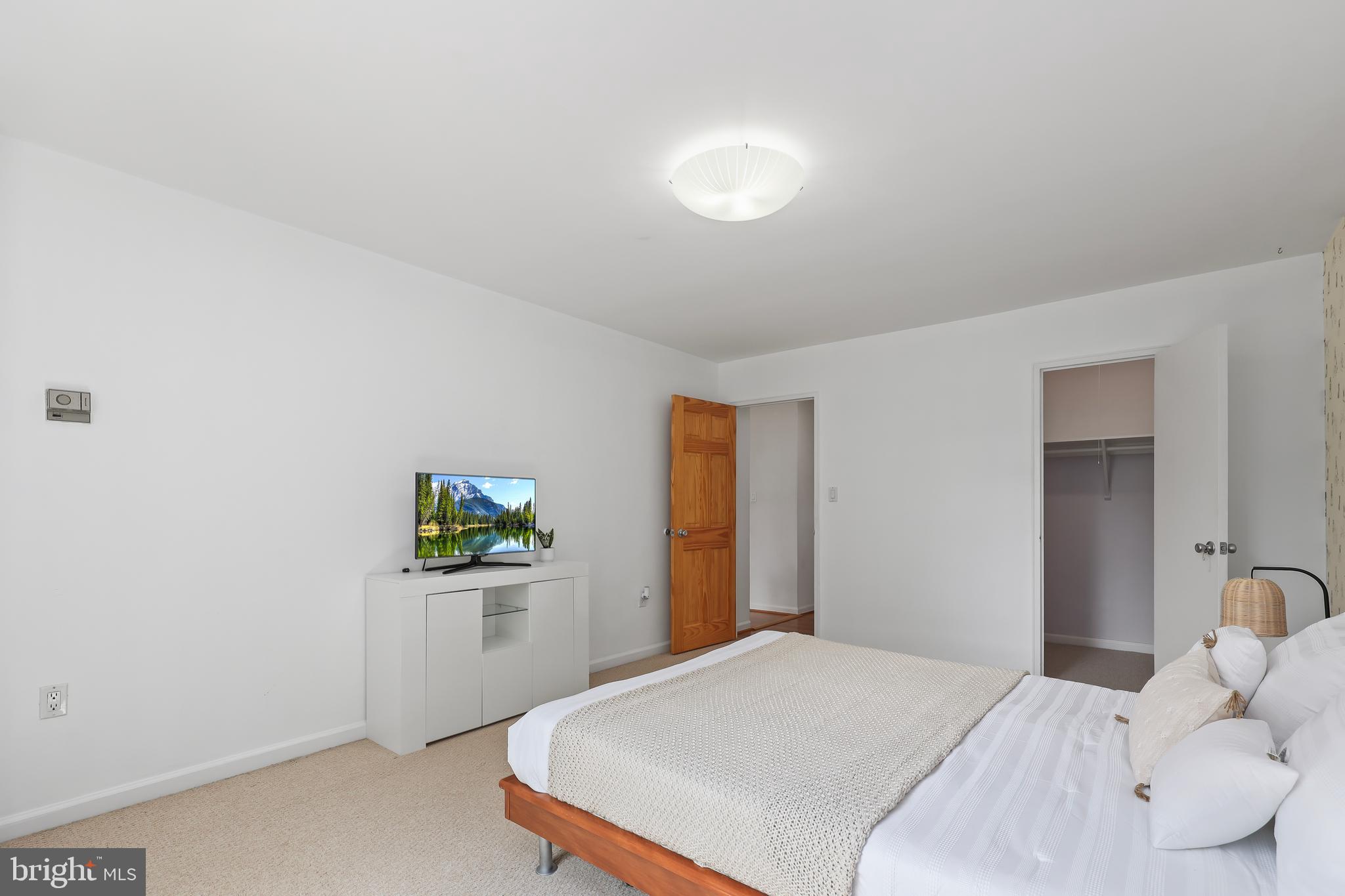 1200 South Arlington Ridge Road, Unit 408 Arlington, VA 22202 - Photo 15 of 32