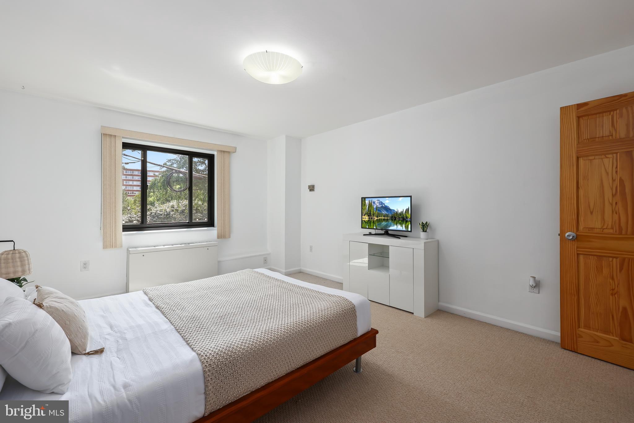 1200 South Arlington Ridge Road, Unit 408 Arlington, VA 22202 - Photo 16 of 32