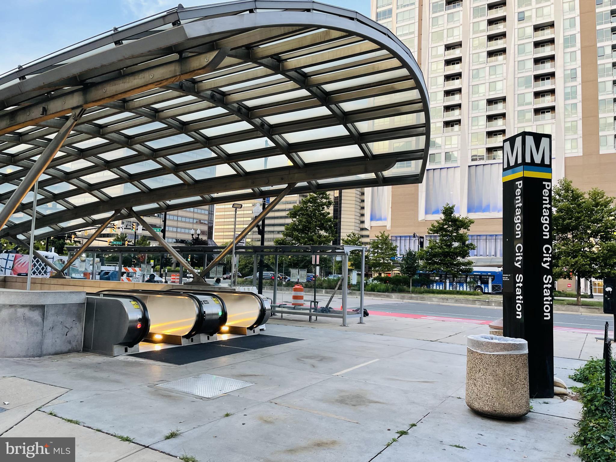 1200 South Arlington Ridge Road, Unit 408 Arlington, VA 22202 - Photo 24 of 32