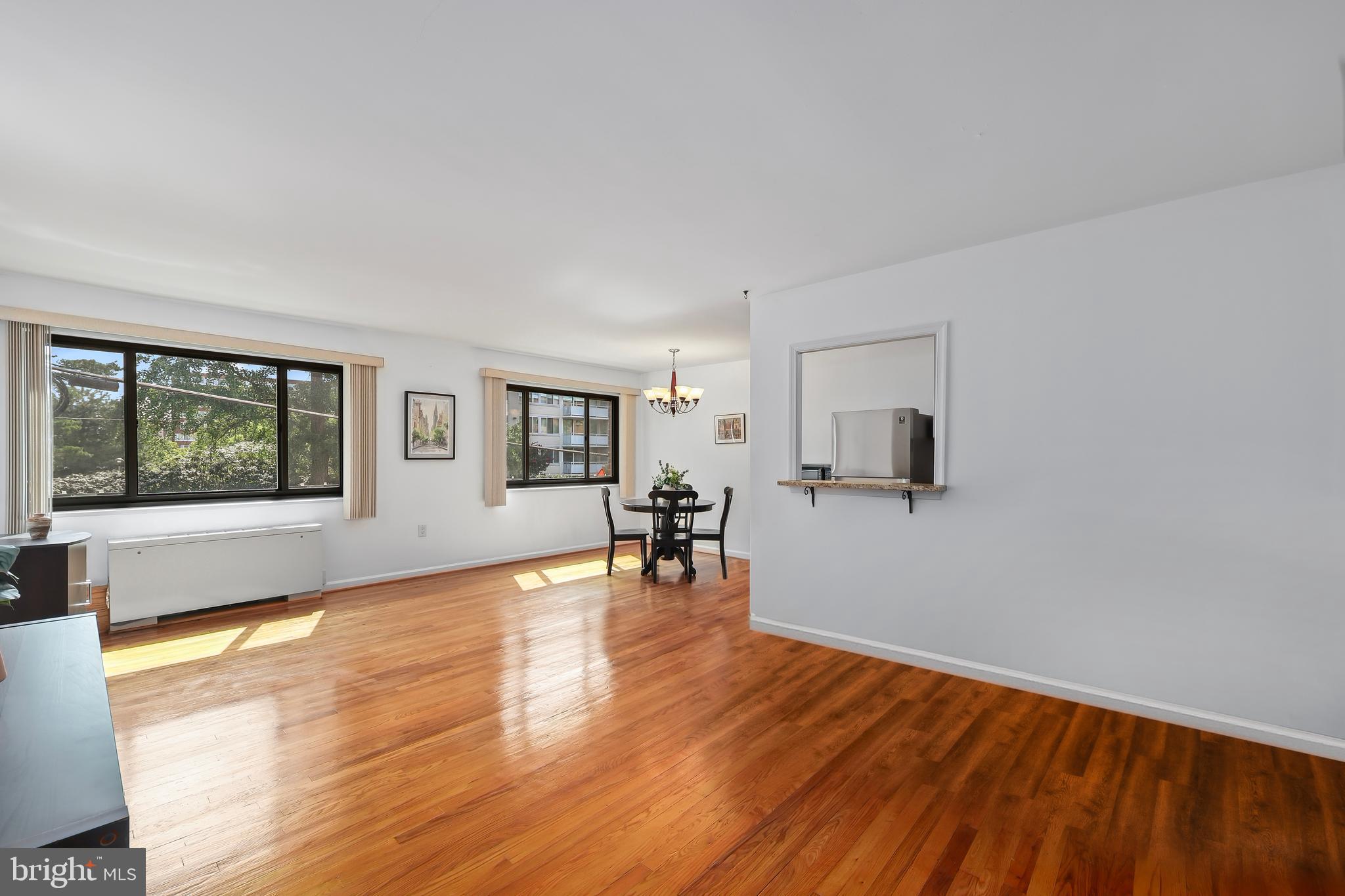 1200 South Arlington Ridge Road, Unit 408 Arlington, VA 22202 - Photo 3 of 32