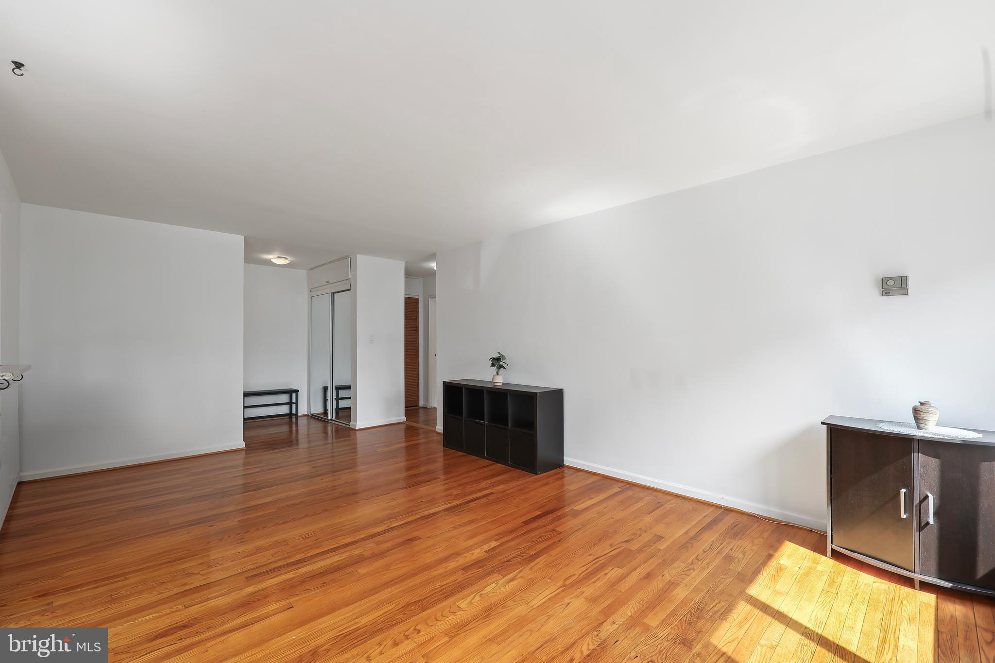 1200 South Arlington Ridge Road, Unit 408 Arlington, VA 22202 - Photo 8 of 32