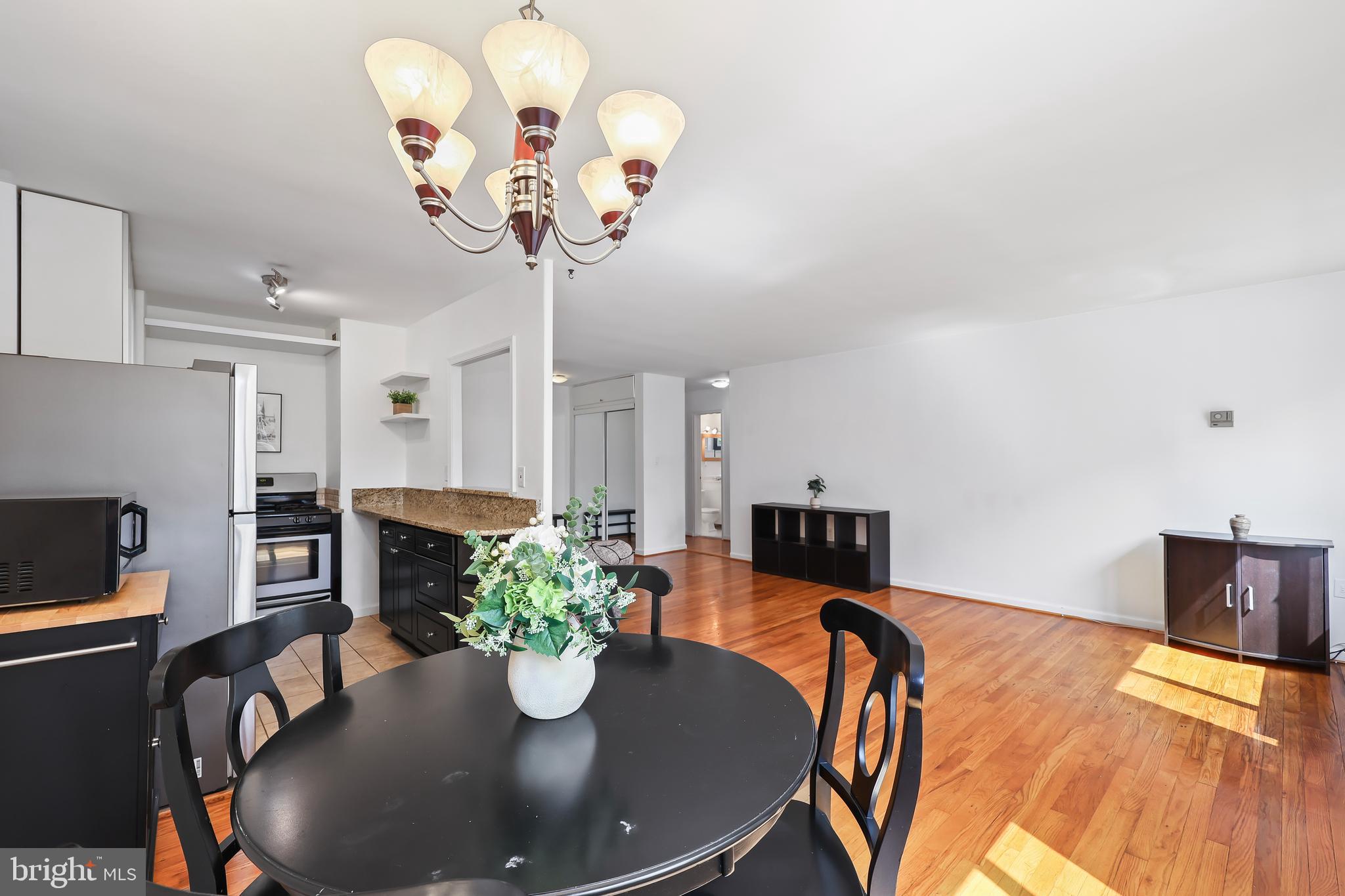 1200 South Arlington Ridge Road, Unit 408 Arlington, VA 22202 - Photo 9 of 32