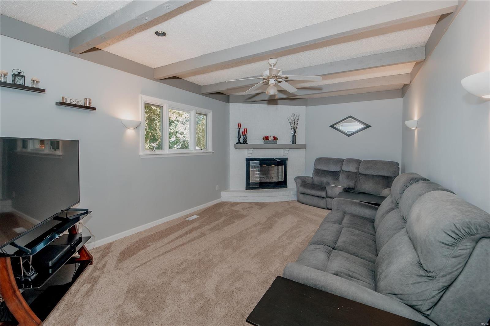 414 Sutters Mill Road St. Peters, MO 63376 - Photo 10 of 36 Gallery Image 10