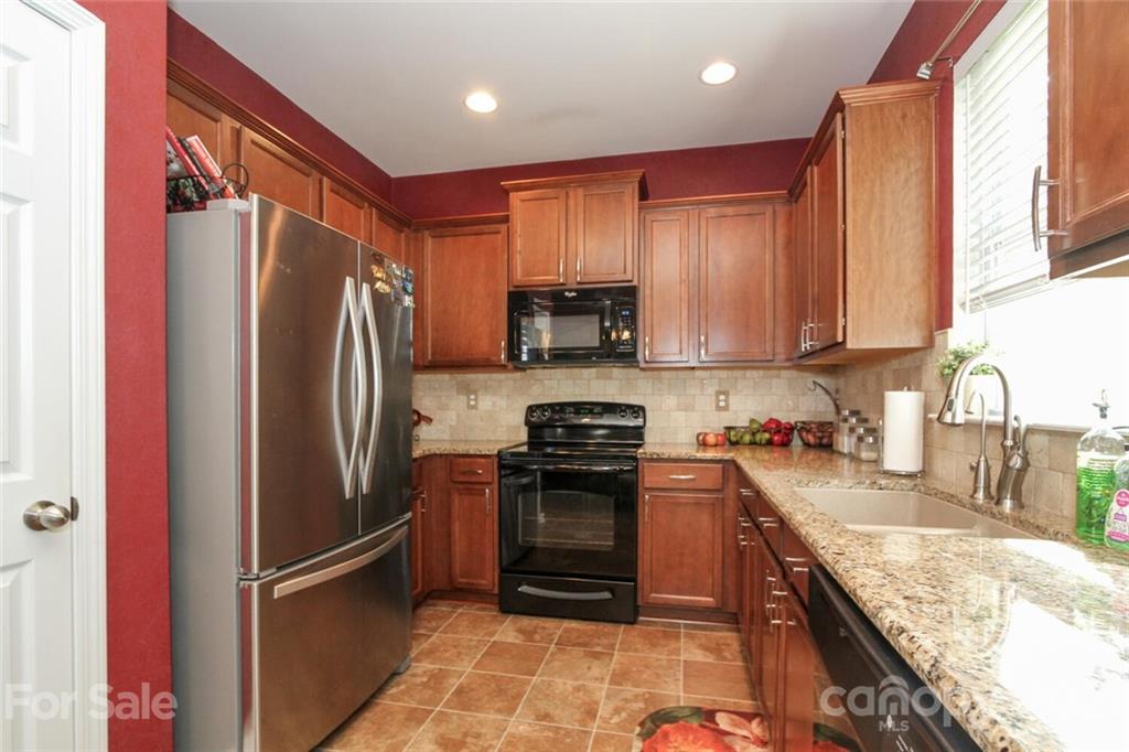 11128 Greenhead View Road Charlotte, NC 28262 - Photo 7 of 26 Gallery Image 7