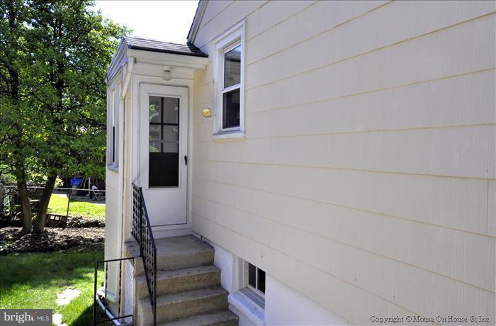 10117 Greenock Road Silver Spring, MD 20901 - Photo 22 of 30 Exterior (G