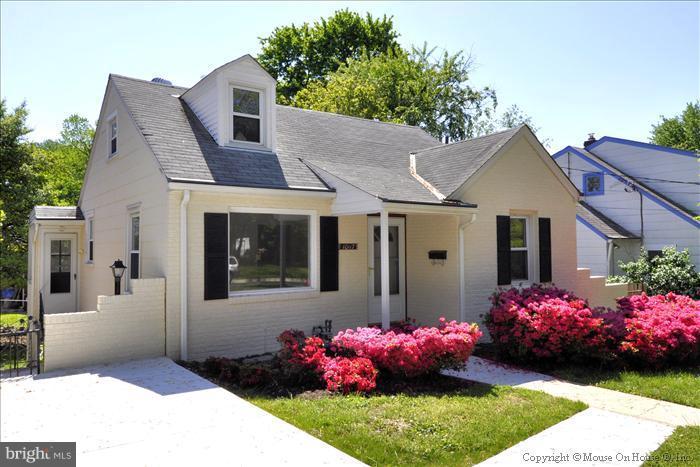 10117 Greenock Road Silver Spring, MD 20901 - Photo 26 of 30 Exterior (Front)