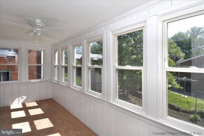 10117 Greenock Road Silver Spring, MD 20901 - Photo 4 of 30 Interior (General)