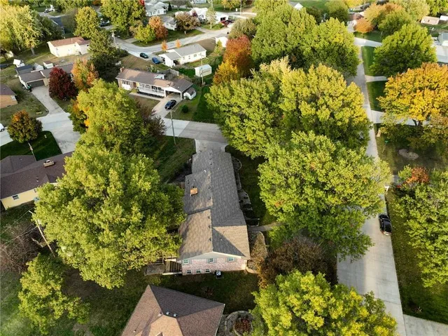 $139,000 | 511 North 2nd Street, Hiawatha, KS 66434