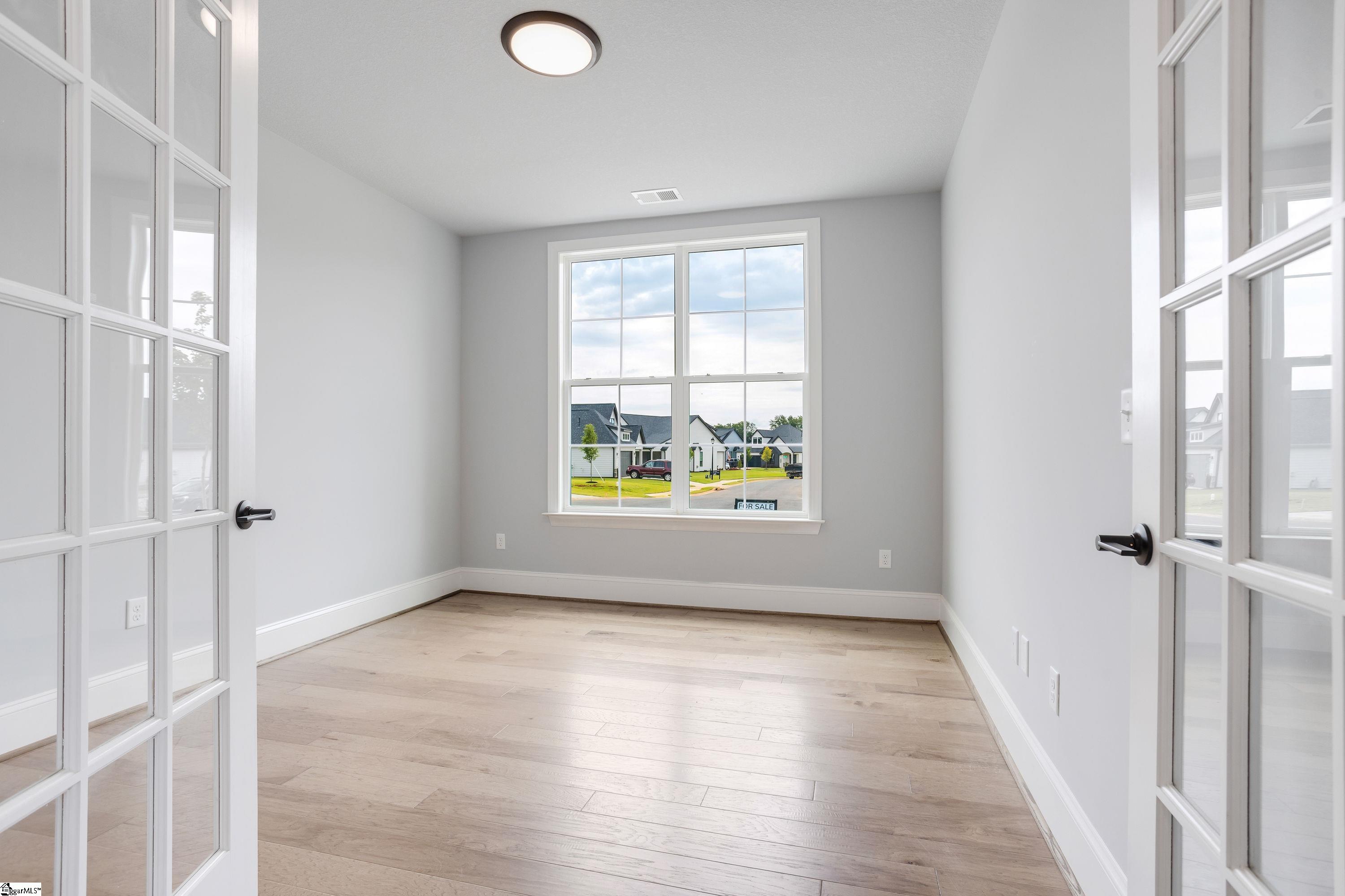 12 Justify Lane Mauldin, SC 29662 - Photo 5 of 21 Gallery Image 5