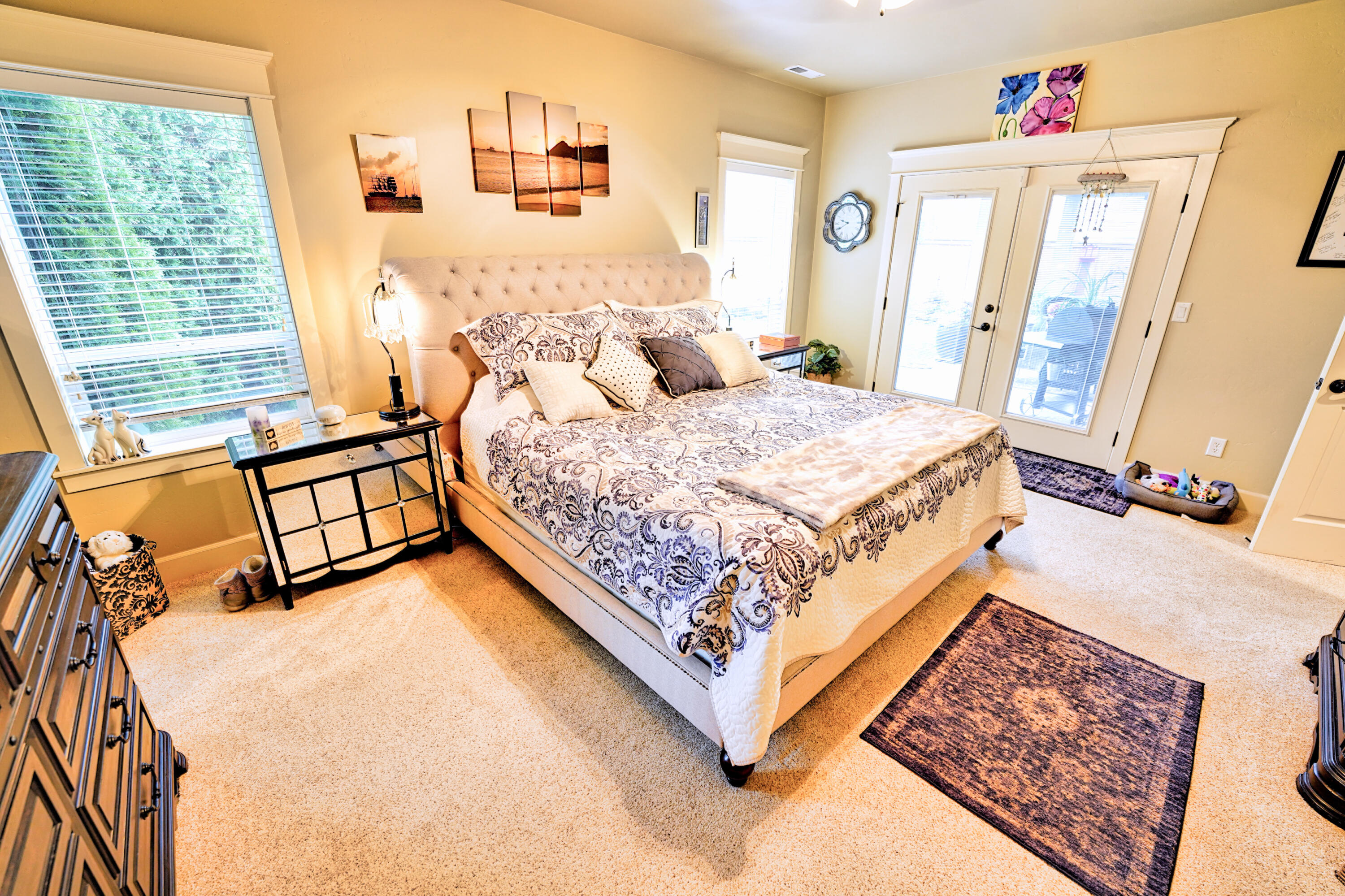 2154 Rabun Way Central Point, OR 97502 - Photo 9 of 39 a bed room with a bed and a couch