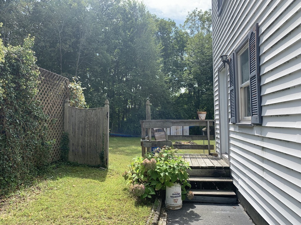 34 3rd Street, Unit B Webster, MA 01570 - Photo 10 of 12 Gallery Image 10