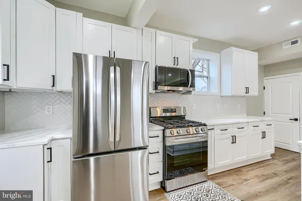 $2,700 | 3901 Forrester Avenue, Baltimore, MD 21206