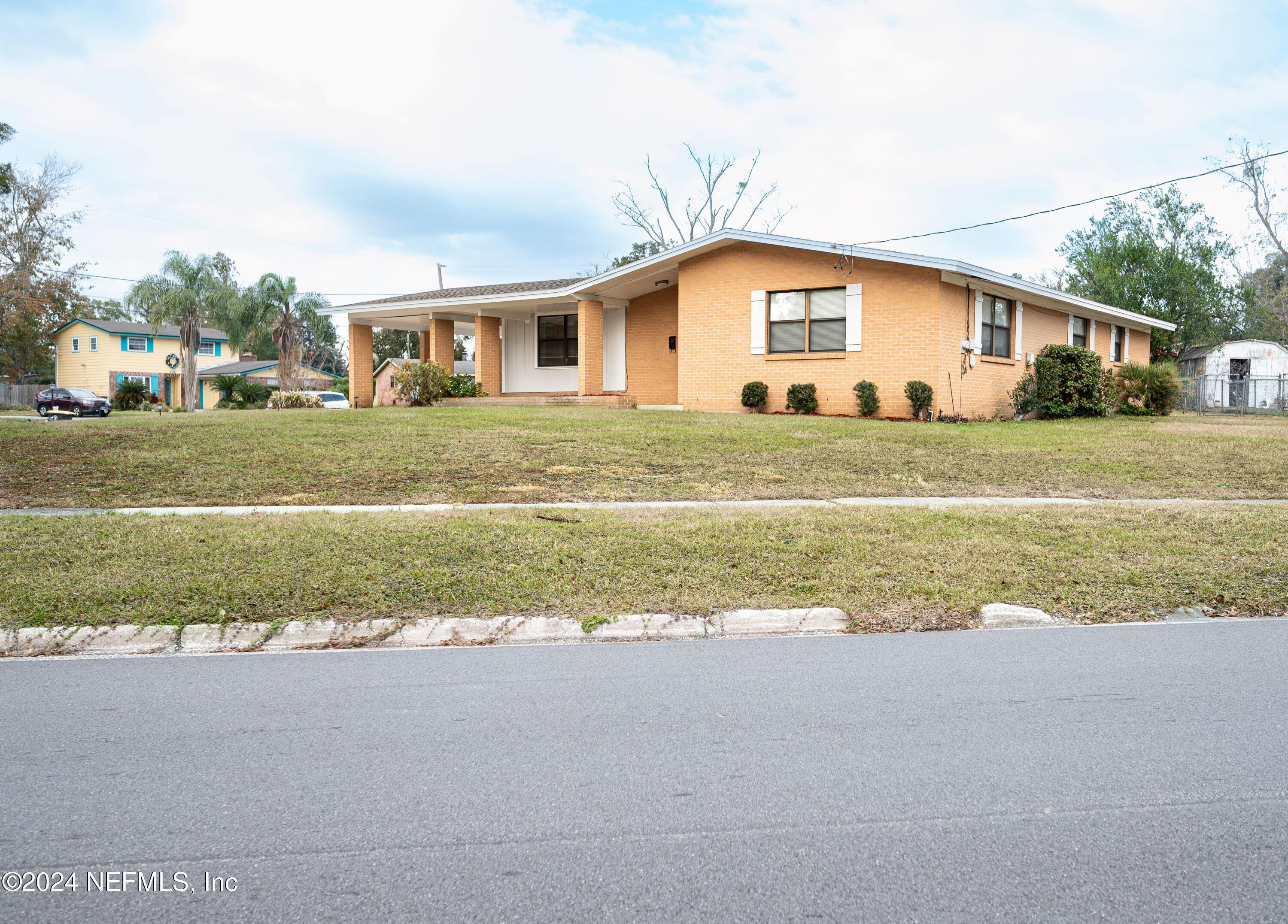 1195 Pecan Cove Jacksonville, FL 32221 - Photo 10 of 54 1150 Pecan Cove- pic 17