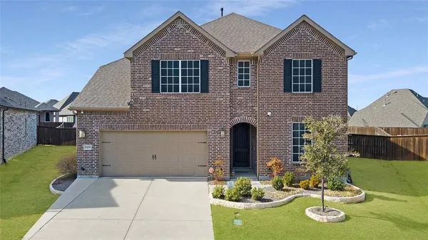 $565,000 | 9401 Trailway Drive, Little Elm, TX 75068