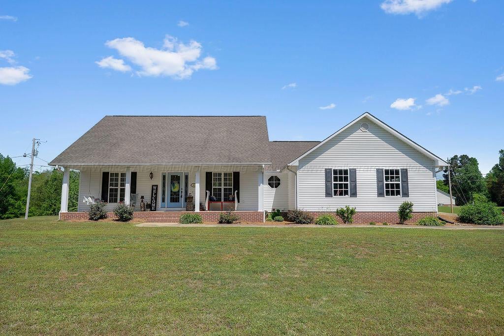 401 Robinson Loop Jasper, AL 35504 - Photo 1 of 32 A7R02139