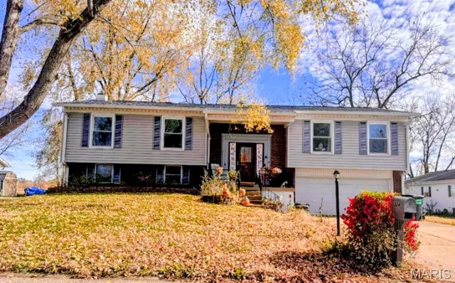 $279,400 | 324 Breckenridge Drive, Belleville, IL 62221