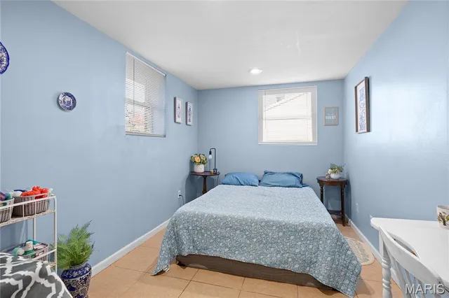 $279,400 | 324 Breckenridge Drive, Belleville, IL 62221