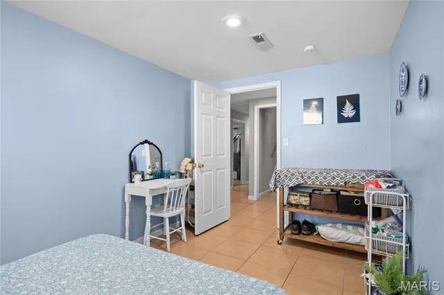 $279,400 | 324 Breckenridge Drive, Belleville, IL 62221