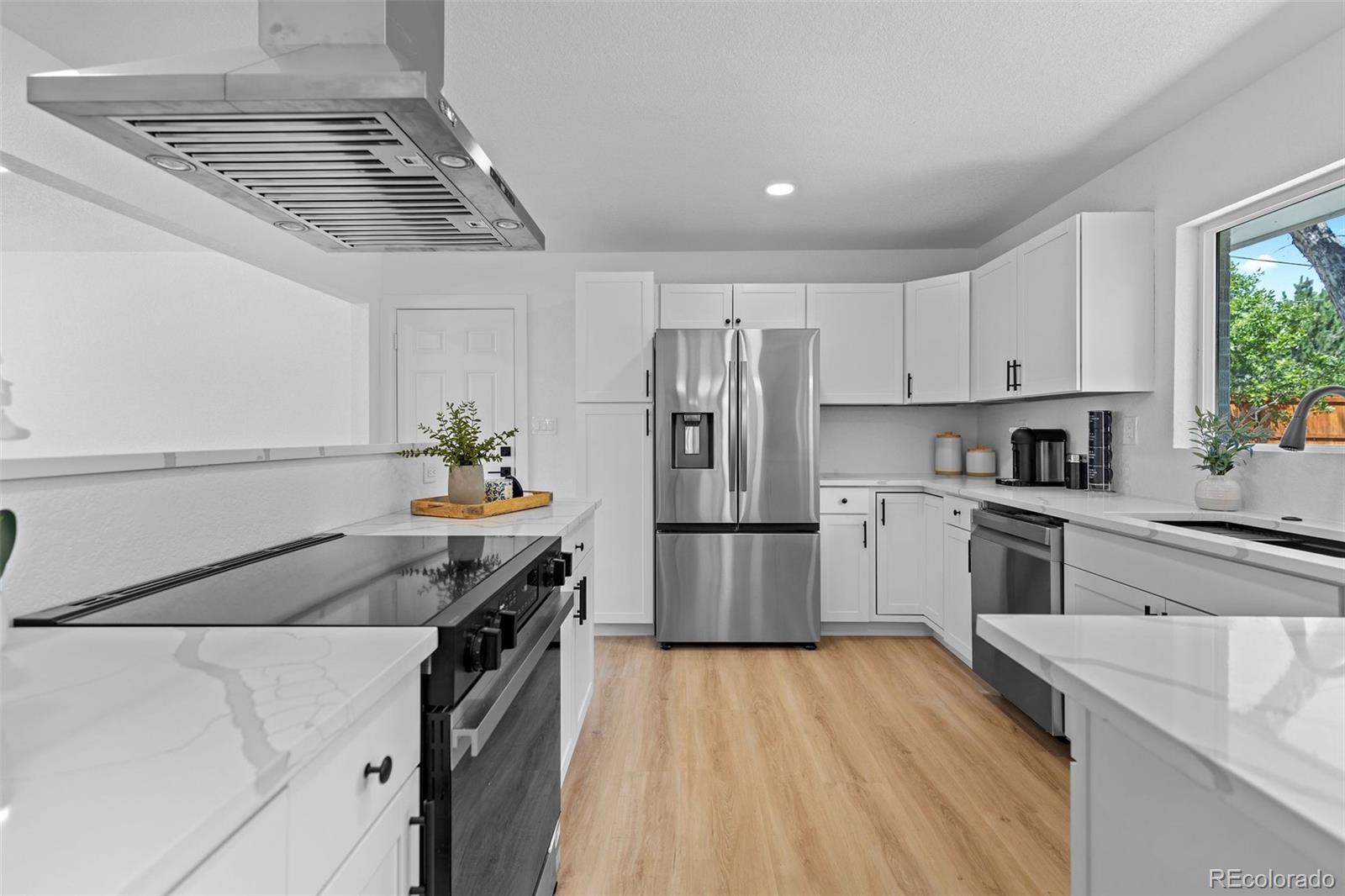 2994 South Raleigh Street Denver, CO 80236 - Photo 11 of 46 Gallery Image 11