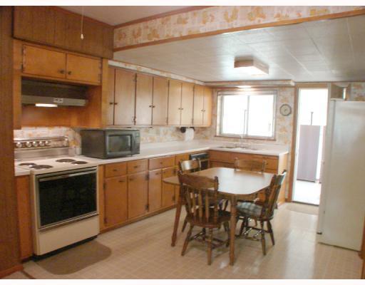 765 Arona Road New Stanton, PA 15672 - Photo 2 of 11 Kitchen.
