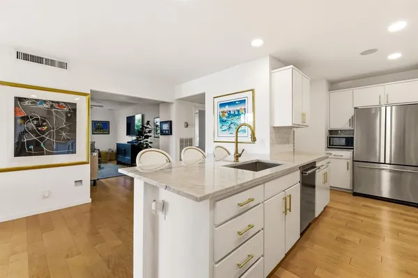 $735,000 | 3310 Fairmount Street, Unit 6D, Dallas, TX 75201