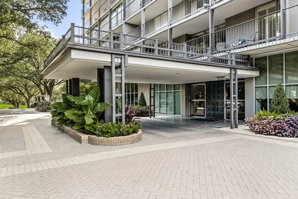 $735,000 | 3310 Fairmount Street, Unit 6D, Dallas, TX 75201
