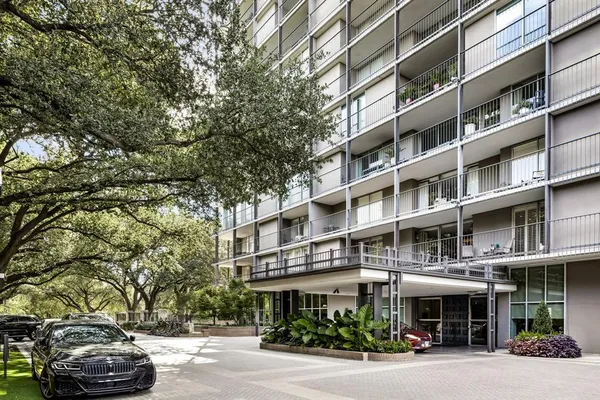 $735,000 | 3310 Fairmount Street, Unit 6D, Dallas, TX 75201