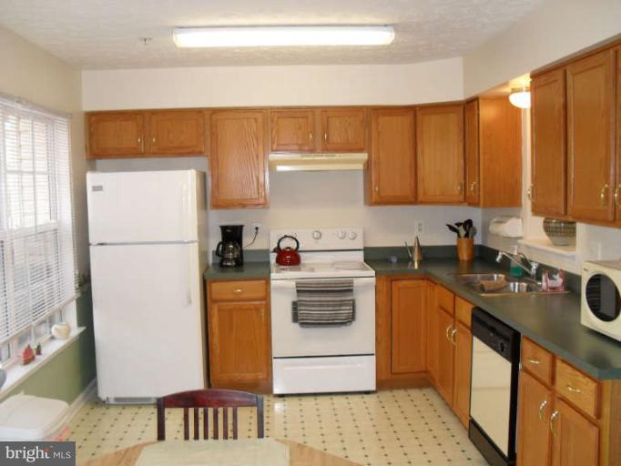 123 Carolstowne Road Reisterstown, MD 21136 - Photo 8 of 25 Kitchen 4