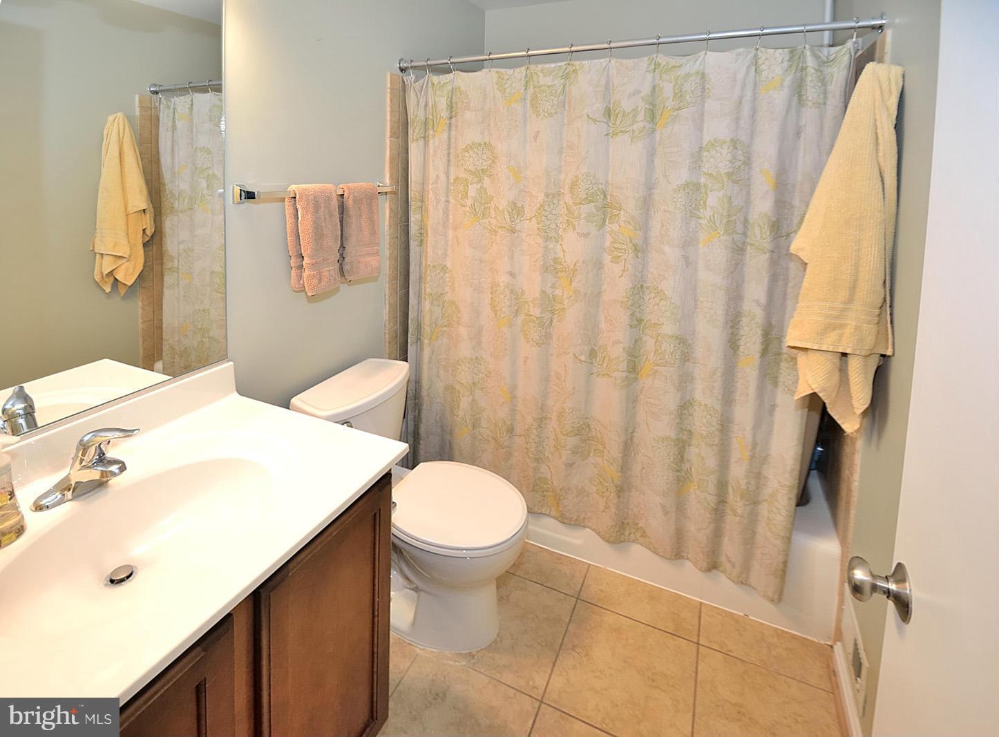 11970 Greywing Court Reston, VA 20191 - Photo 22 of 30 Bath
