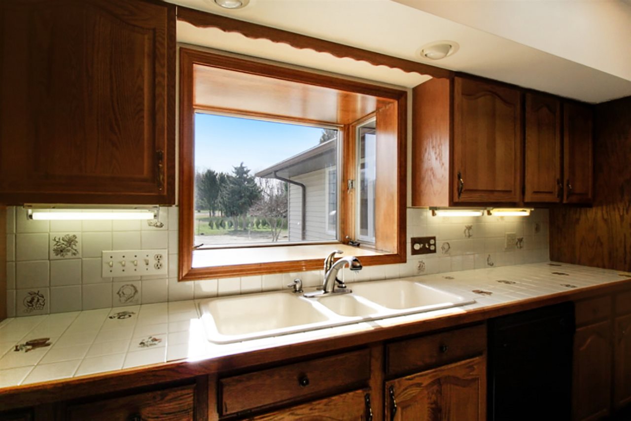 68540 Walnut Road Walkerton, IN 46574 - Photo 11 of 36 Gallery Image 11