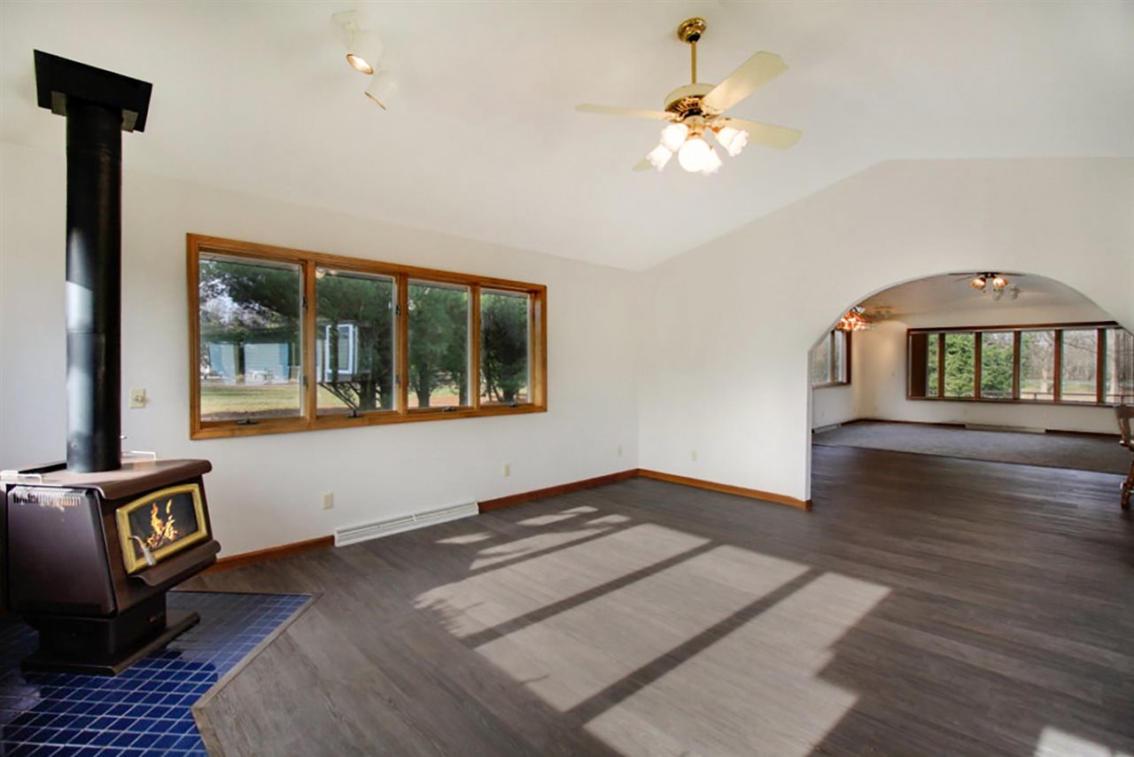 68540 Walnut Road Walkerton, IN 46574 - Photo 6 of 36 Gallery Image 6
