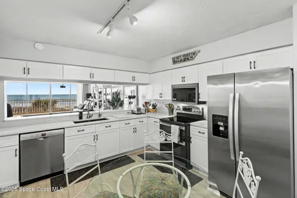 $674,999 | 1405 A1A Jimmy Buffett Mem Highway, Unit 202, Satellite Beach, FL 32937