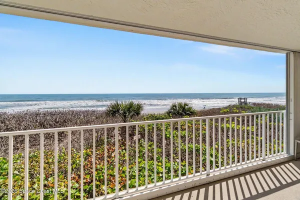 $674,999 | 1405 A1A Jimmy Buffett Mem Highway, Unit 202, Satellite Beach, FL 32937
