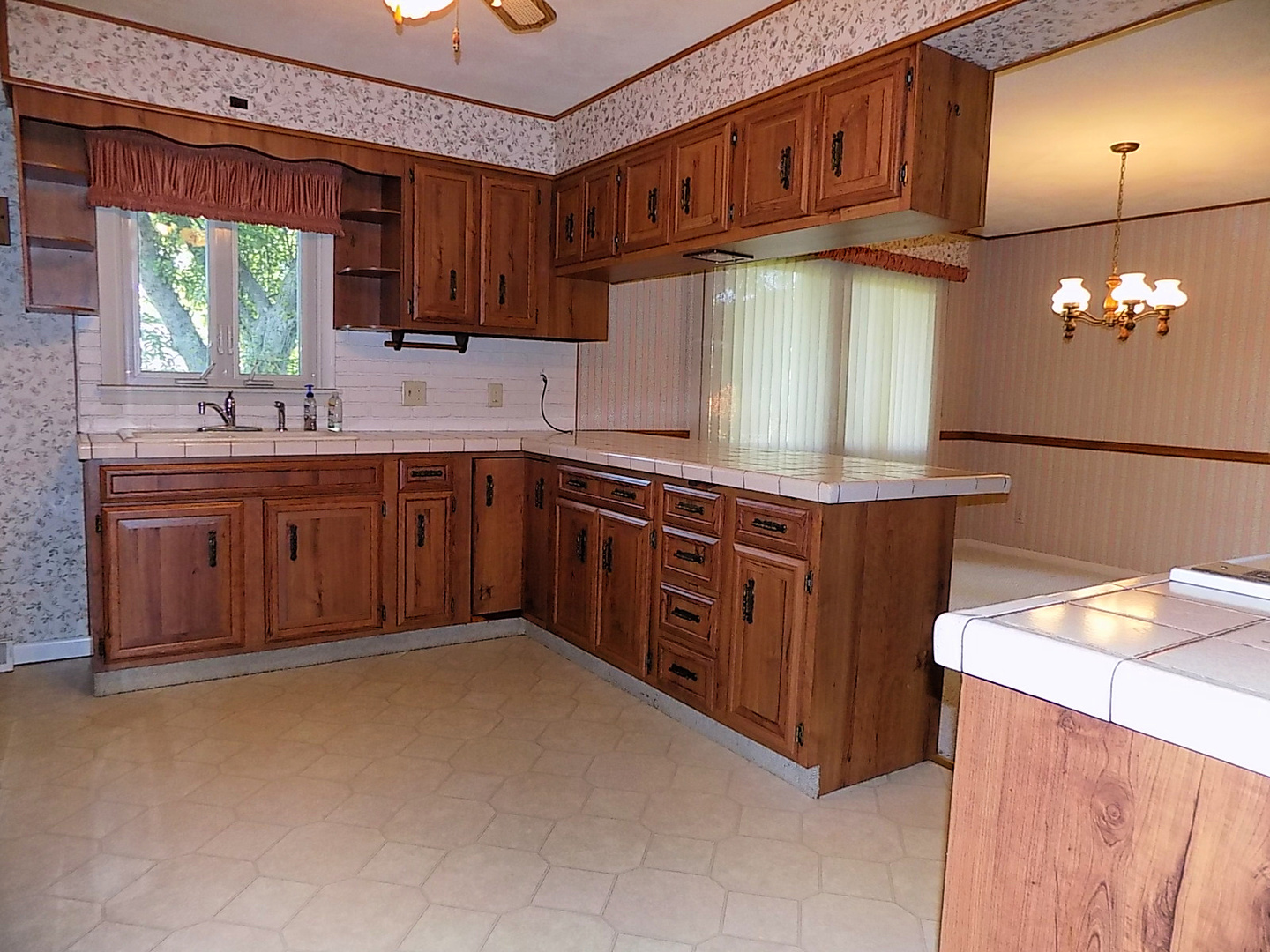 1412 Sharon Road Streator, IL 61364 - Photo 16 of 45