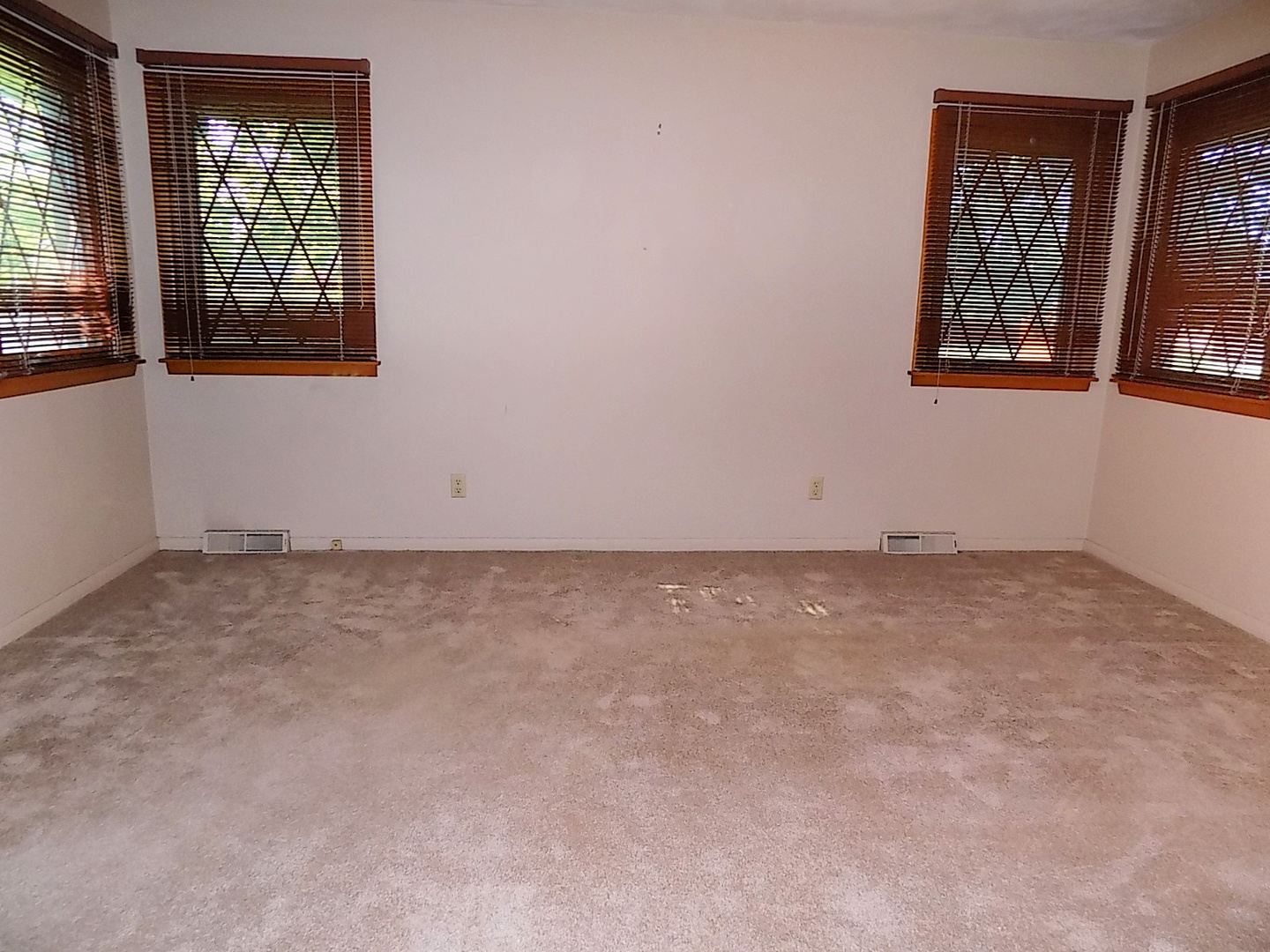 1412 Sharon Road Streator, IL 61364 - Photo 26 of 45