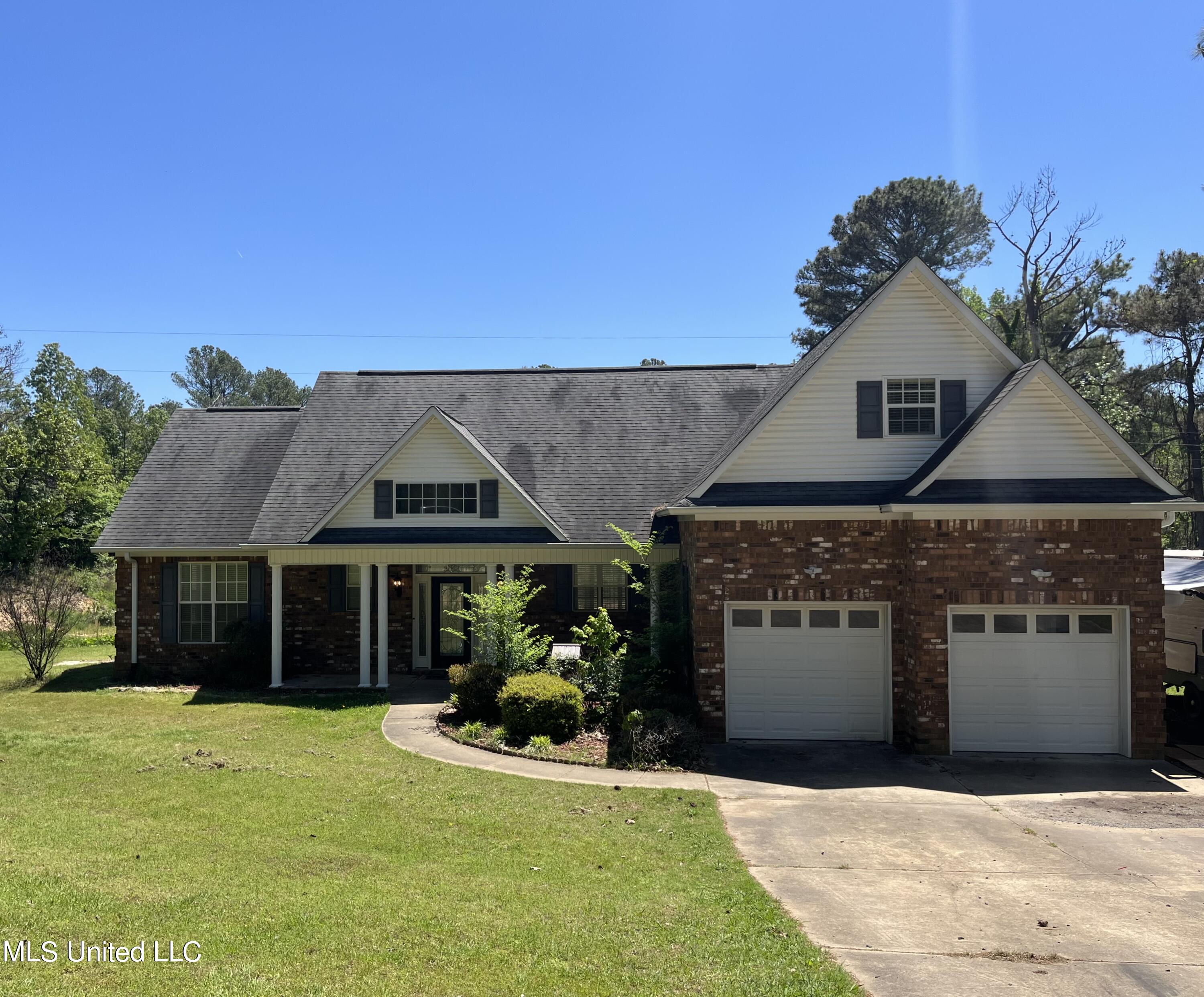 178 Joiner Road Batesville, MS 38606 - Photo 1 of 38 Front view