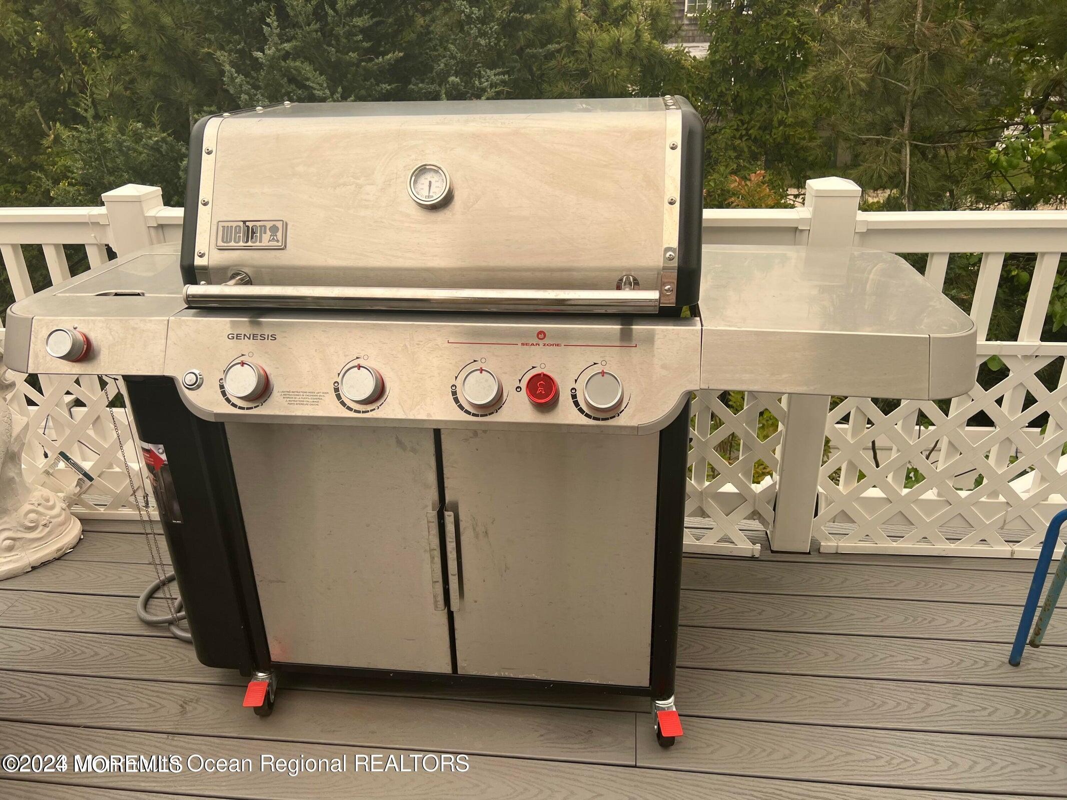 106 Mathis Place, Unit PO243 Mantoloking, NJ 08738 - Photo 14 of 25 a utility room with washer and dryer