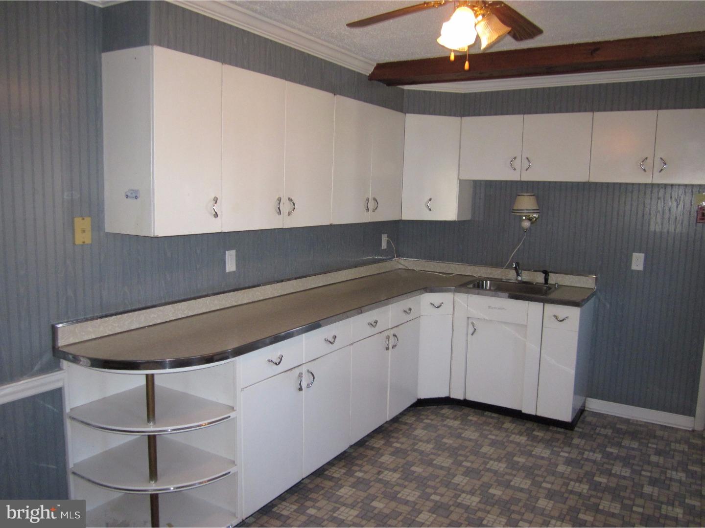 803 New Road Wilmington, DE 19805 - Photo 8 of 14 Kitchen