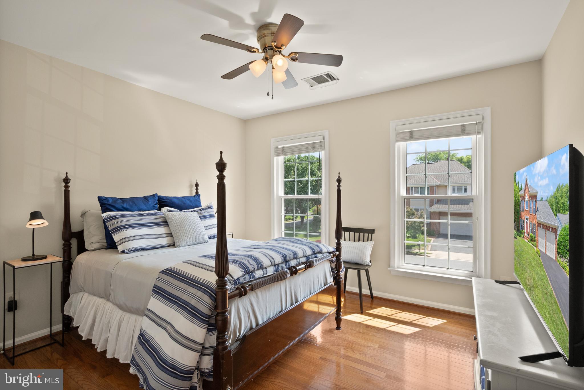 2614 Iron Forge Road Oak Hill, VA 20171 - Photo 33 of 48 Bedroom 2