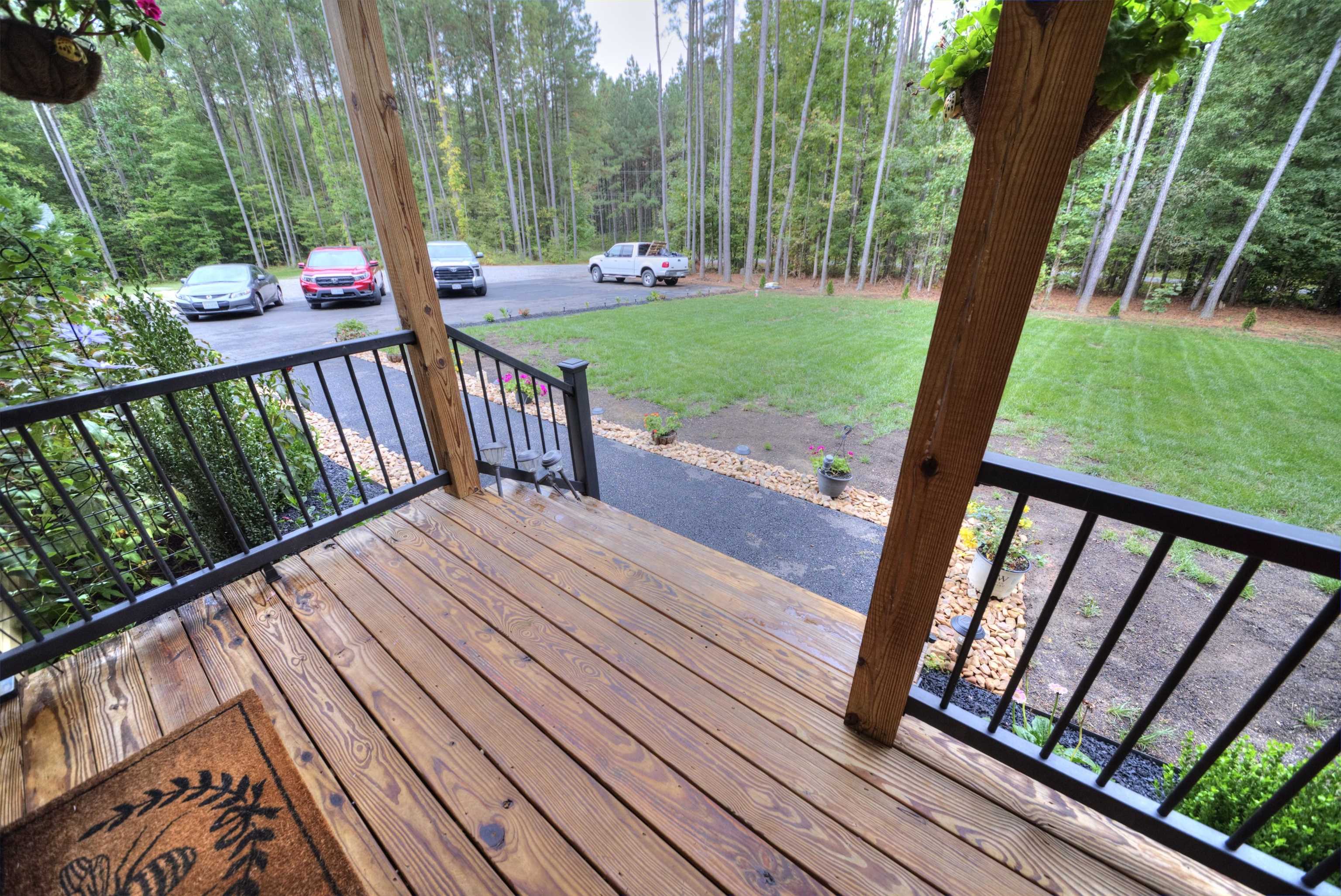 2635 Bumpass Road Bumpass, VA 23024 - Photo 19 of 38 a view of a balcony with wooden floor