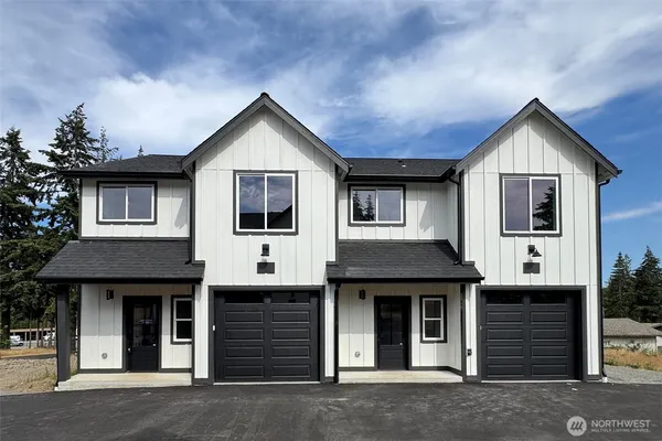 $2,500 | 1104 West Lauridsen Boulevard, Port Angeles, WA 98363