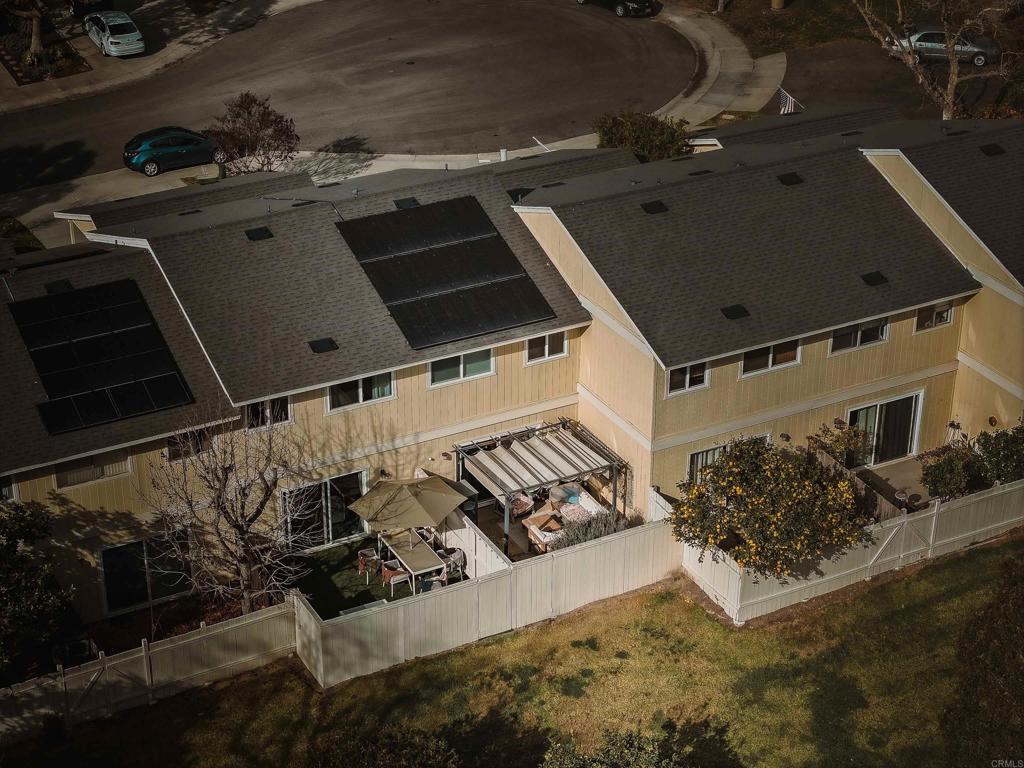 1761 Greentree Road Encinitas, CA 92024 - Photo 18 of 20 a stove top oven sitting inside of a kitchen
