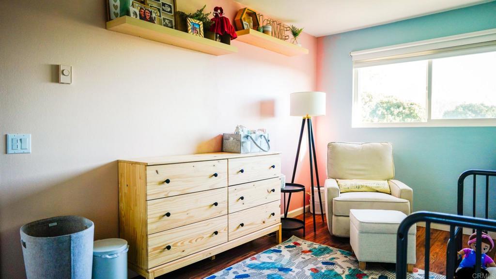 1761 Greentree Road Encinitas, CA 92024 - Photo 8 of 20 a bathroom with a sink a toilet and a window