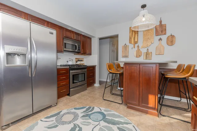 $315,000 | 709 Cypress Street, Newburgh, IN 47630